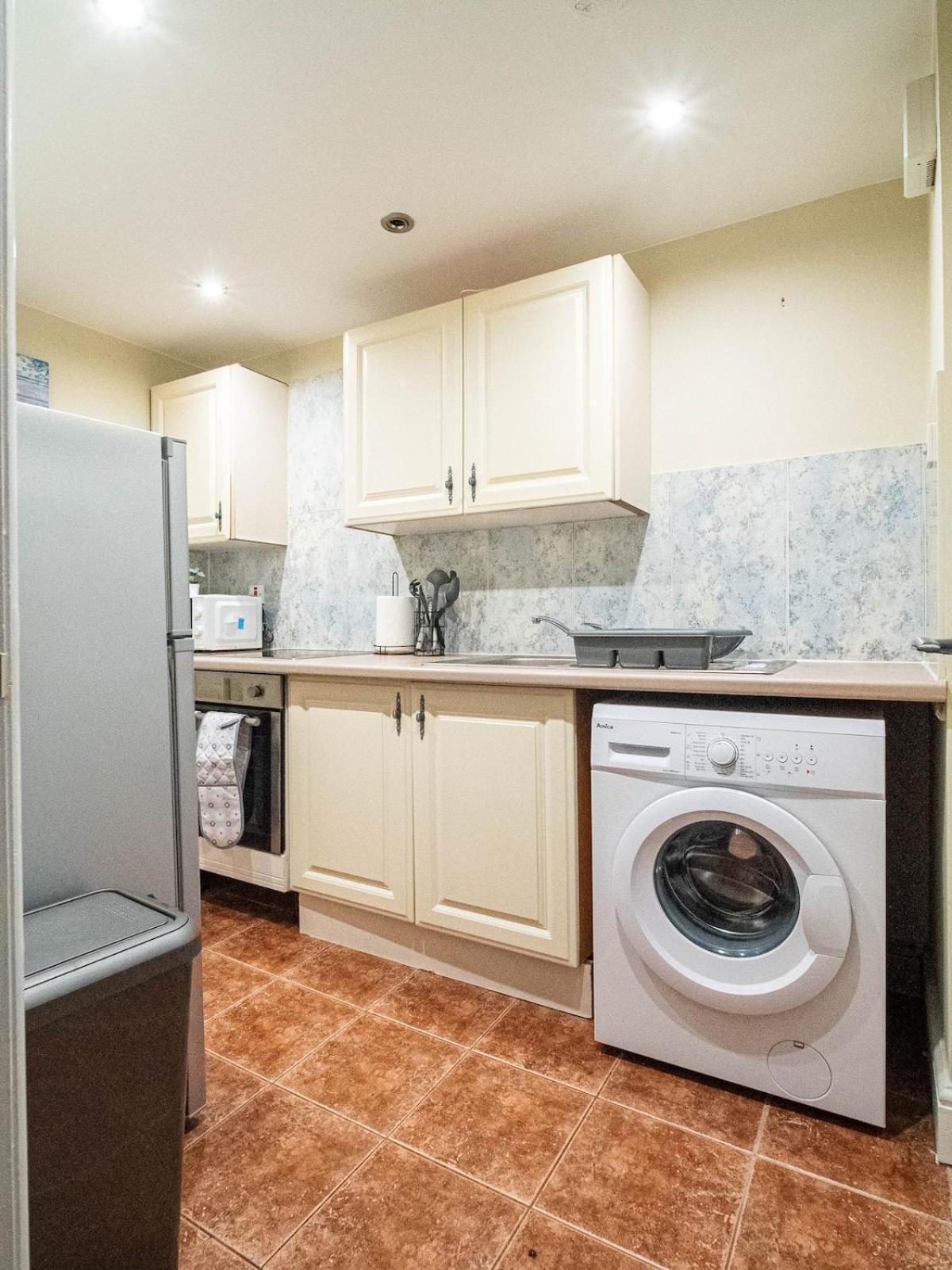Modern Stylish 1 Bedroom Apartment